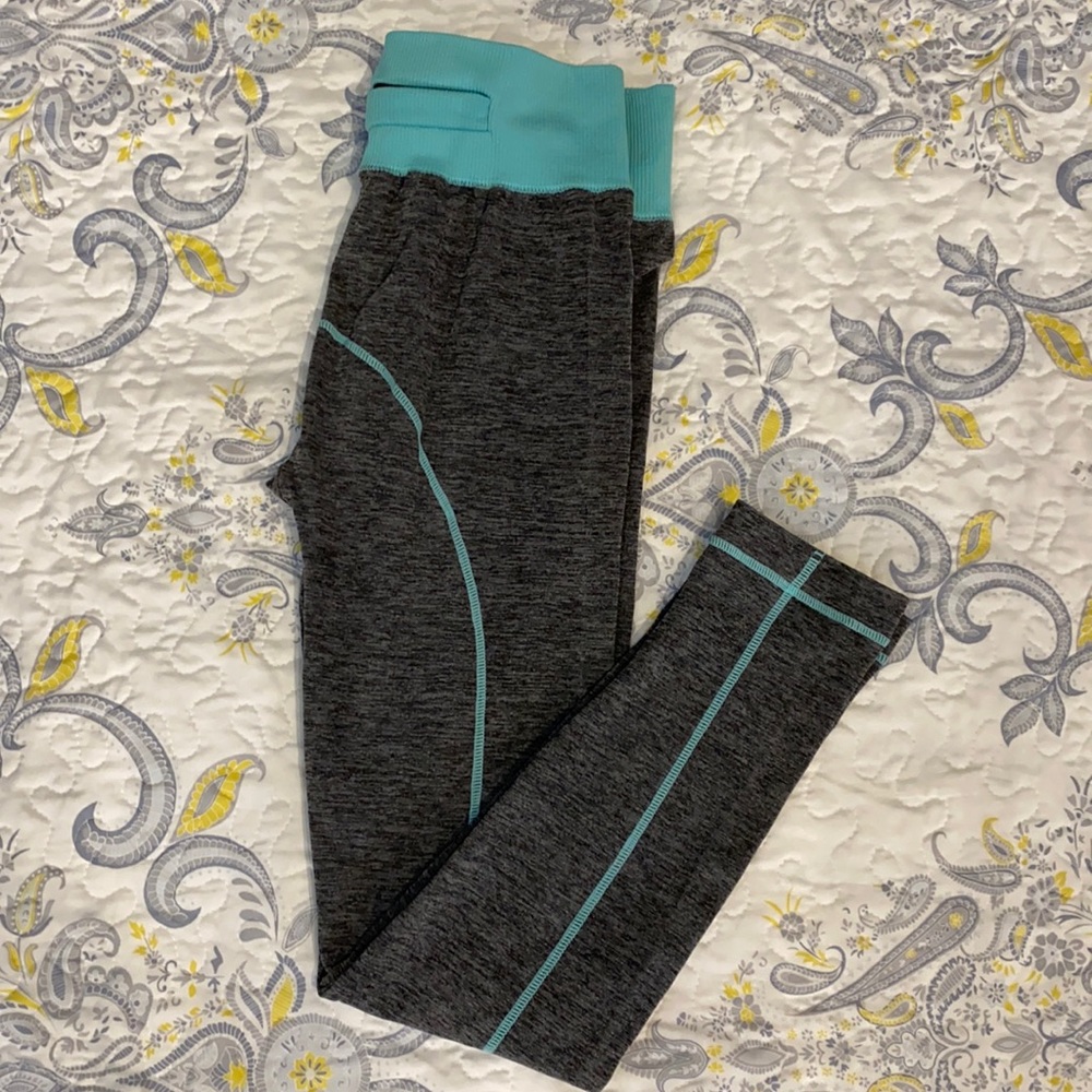 NWOT Tek Gear Legging